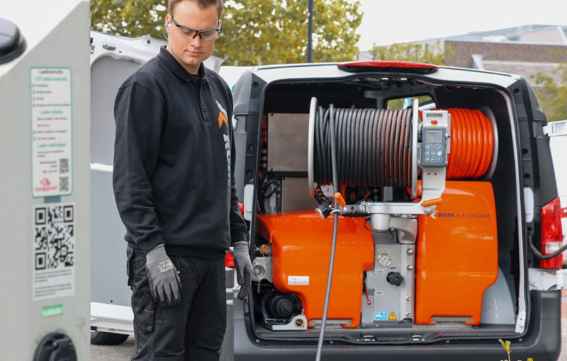 Batteríshreinsidæla fyrir sendibíla